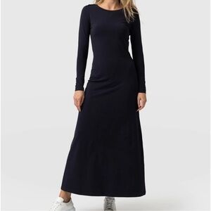 Chic Navy Long Sleeve Maxi Dress